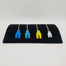 Load image into Gallery viewer, Small Lucite Necklace - Ideal Woman